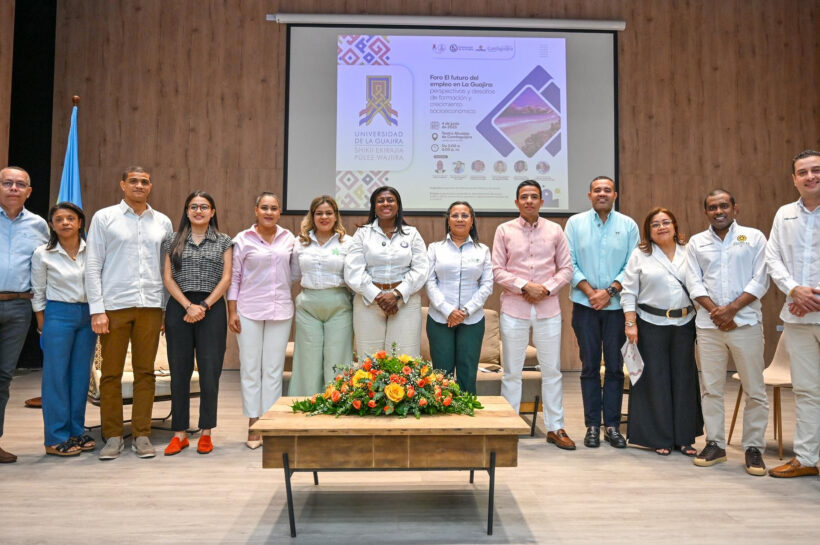 Uniguajira lidera estrategias para fomentar la empleabilidad y el emprendimiento en La Guajira